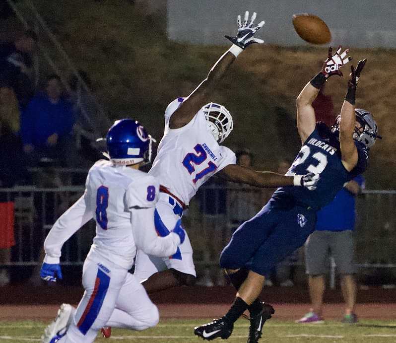 Wilsonville's Jonah Gomez had seven catches for 152 yards Friday night. (Photo by Norm Maves Jr.)