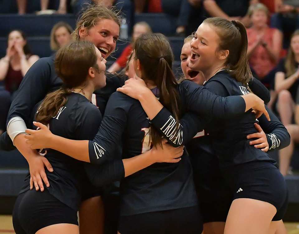 Kennedy hopes for another celebration like this in the state tourney