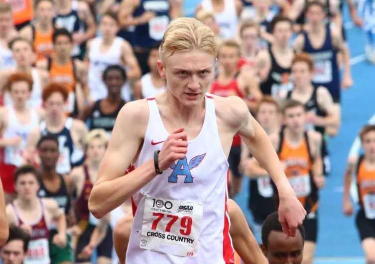 Ashland's EJ Holland set a state record in the 5A cross country championships in November. (NW Sports Photography)