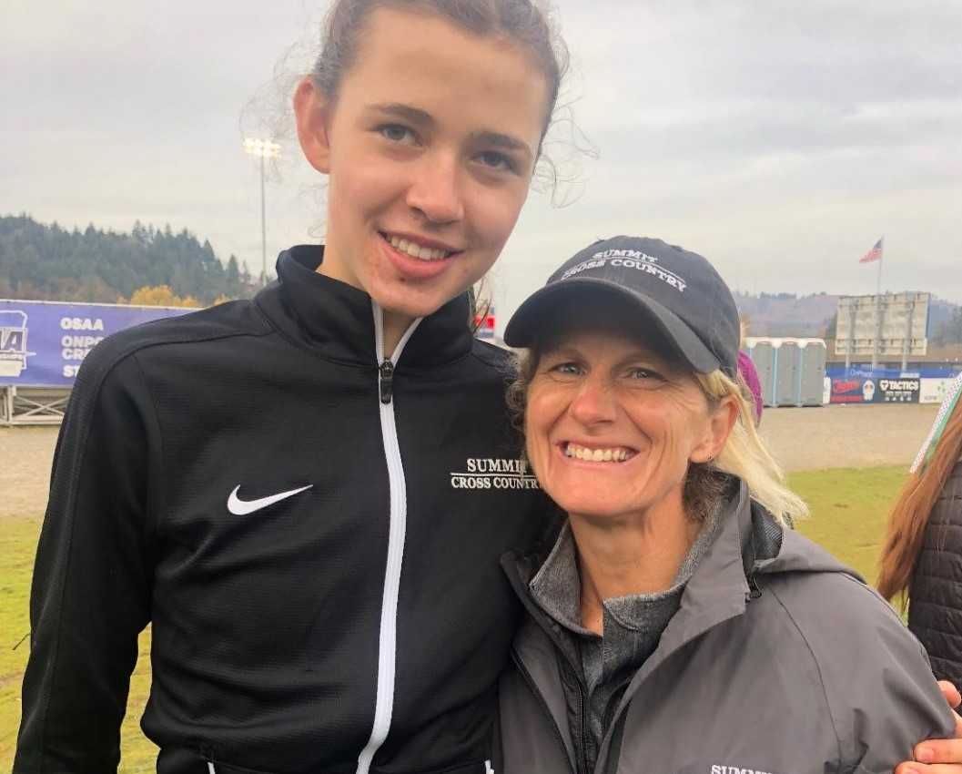 Kari Strang (right) is counting on junior Teaghan Knox to help lead the 12-time reigning state champion Storm girls team.