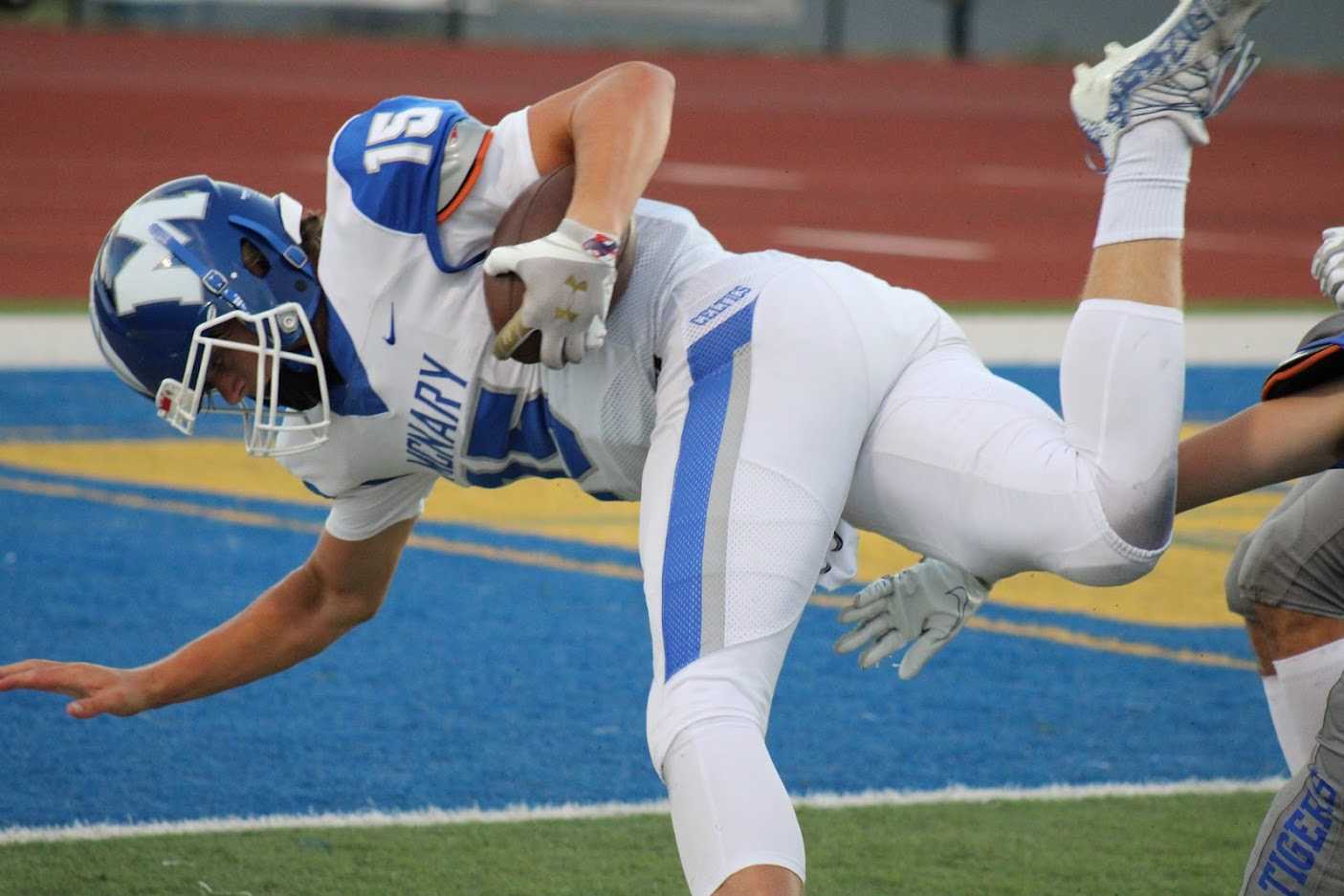 McNary's Tyler Copeland, who played receiver in the spring, has thrown for 816 yards and 11 touchdowns. (Photo by Tammy Ready)