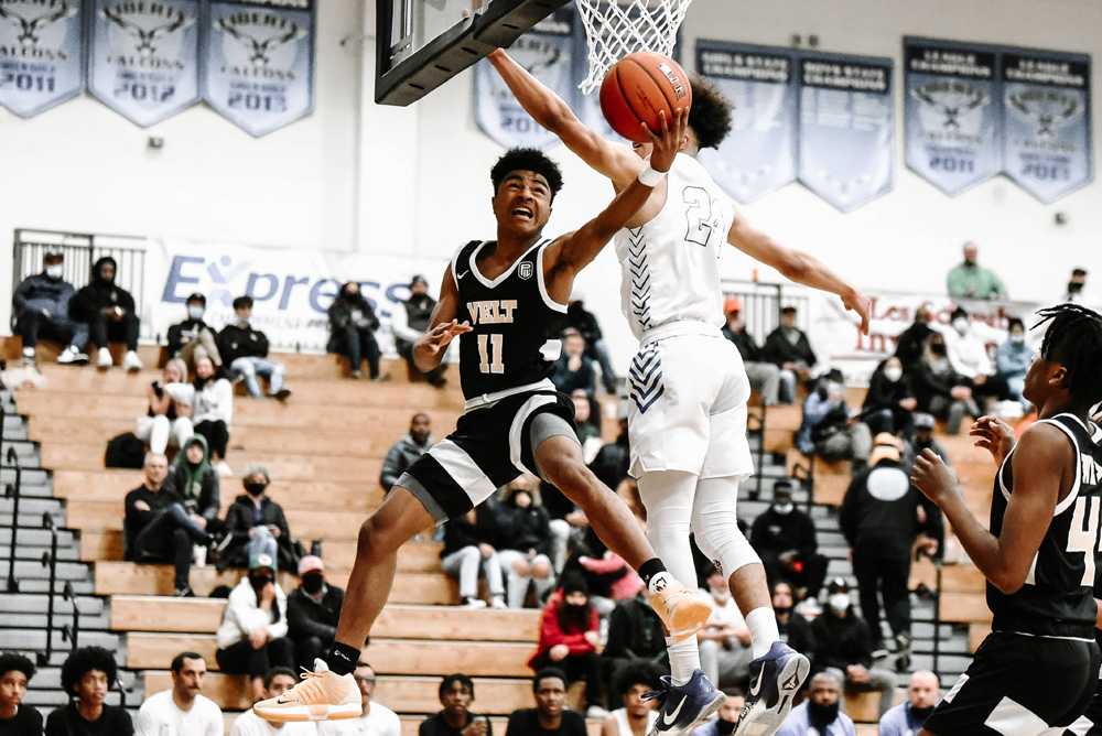 Utrillo Morris, shown here, and his teammates ruled the paint in Roosevelt's 70-68 win over Gresham (Fanta Mithmeuangneua)