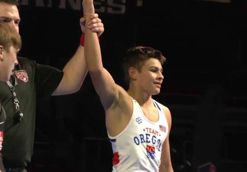 Jeremiah Wachsmuth of Clackamas defeated Ryker Graff of Iowa 6-0 in the 106-pound championship match. (Courtesy photo)