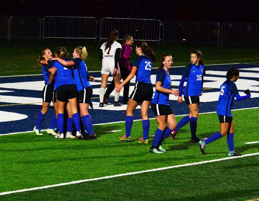 The La Grande Tigers celebrate the tying goal in yesterday's one-goal win over Gladstone