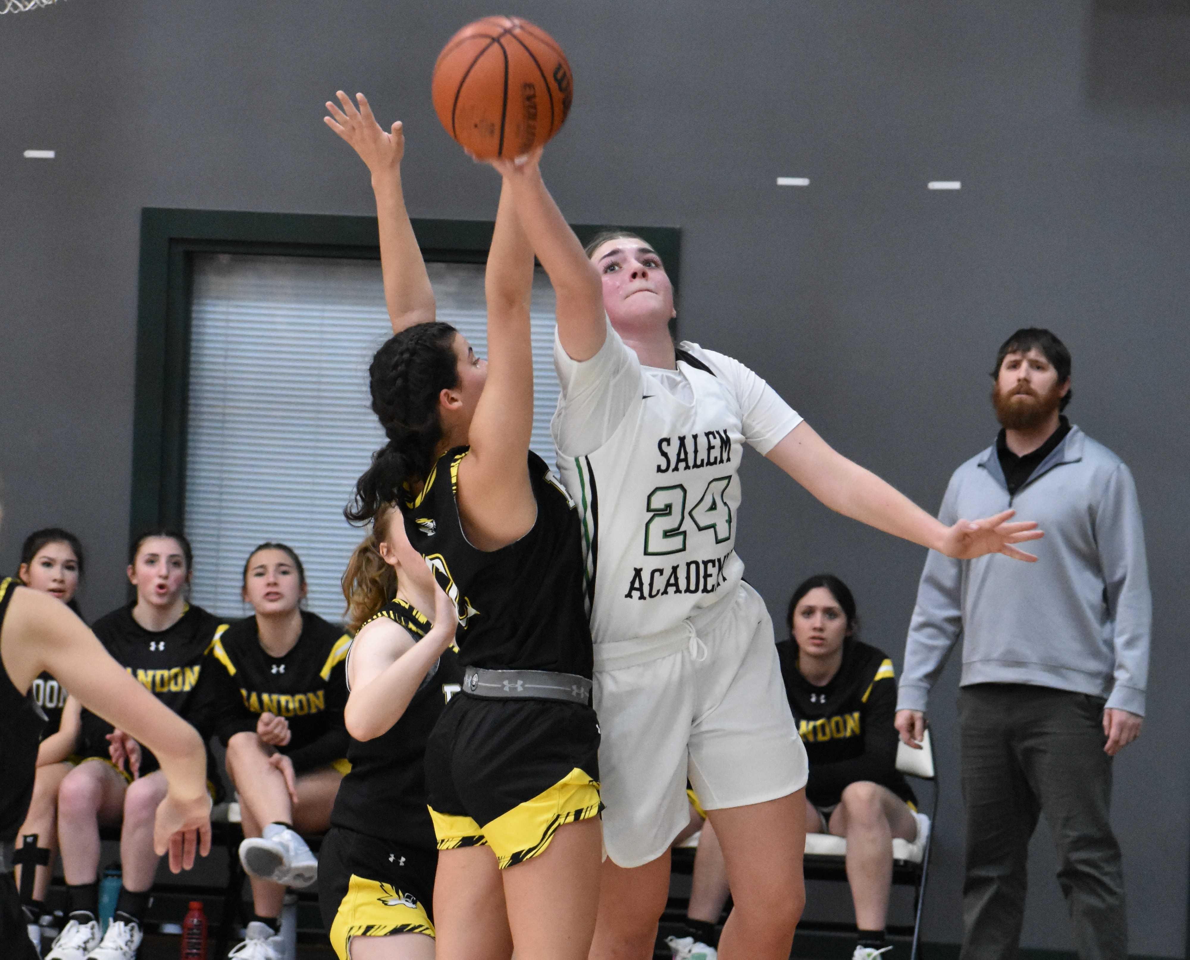 Senior Aly Herber is averaging a team-high 13 points per game for Salem Academy this season. (Photo by Aaron Vaubel)