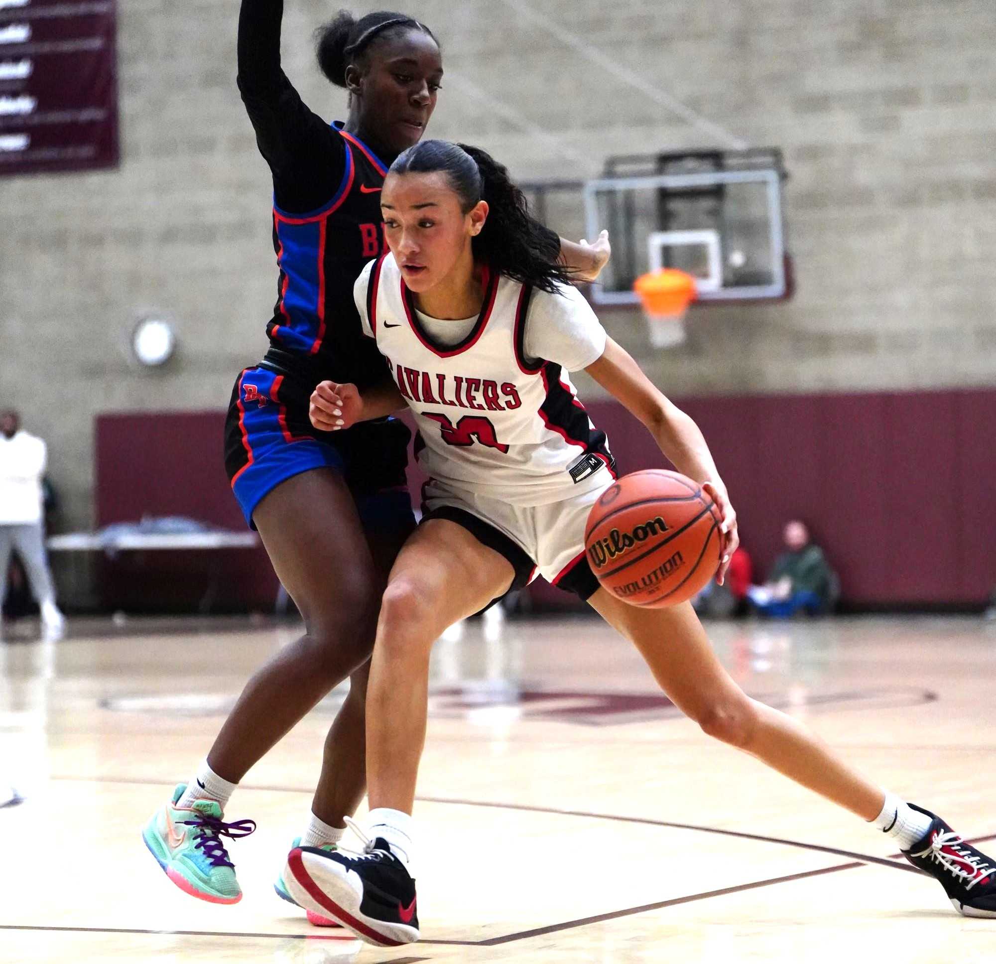 Clackamas junior Jazzy Davidson scored a game-high 24 points in Friday's win over Benson. (Photo by Fanta Mithmeuangneua)