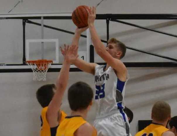 Sophomore Josh Wart scored 15 points for Amity. (Photo by Jeremy McDonald)