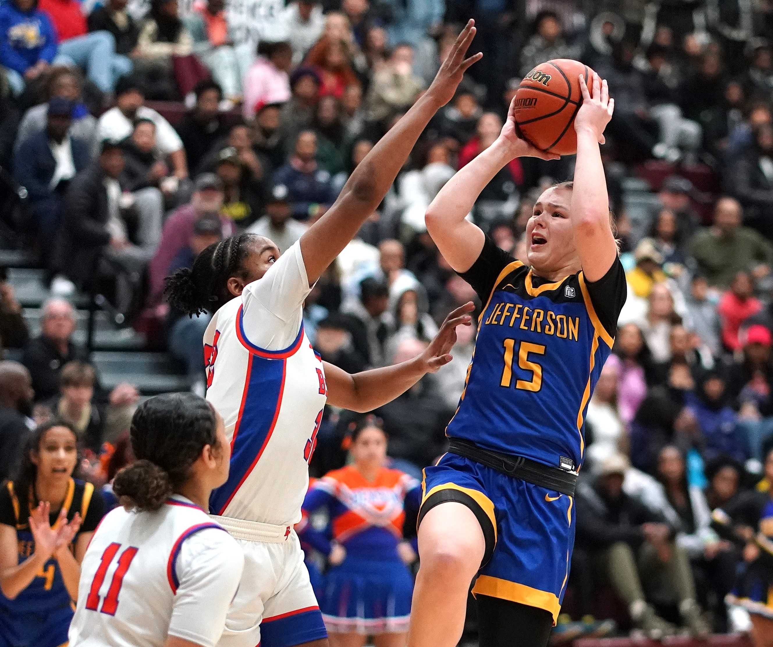 Senior Chauncey Andersen (15) scored a game-high 31 points in Jefferson's win over Benson on Saturday. (Photo by J.R. Olson)