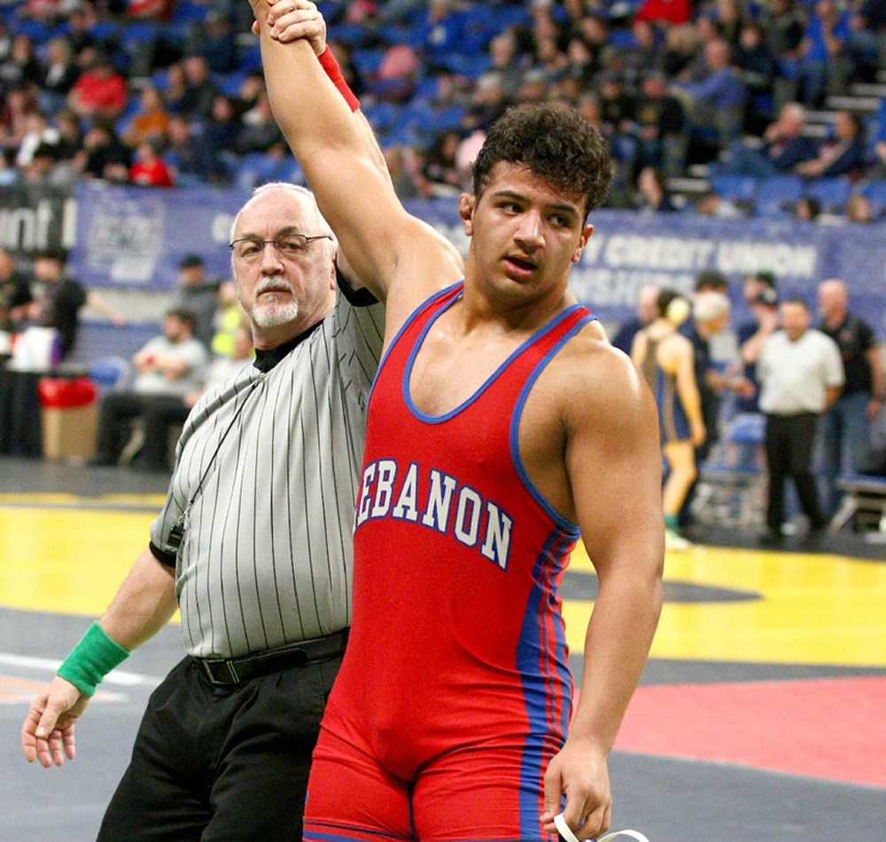 Lebanon senior Isaac Jordan won an entertaning bout at 285 to become a first-time Reser's champion