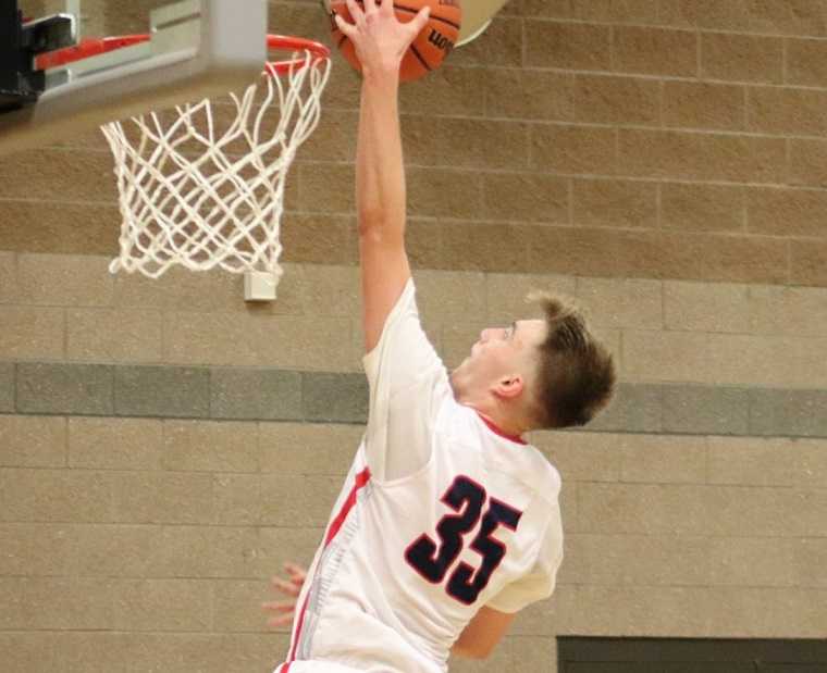 Trinity Lutheran's Matt Eidler scored 45 points against Hosanna Christian. (Photo by Irish Milandin)