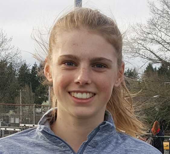 Annelies Quinton debuted in the 3,000 with the third-fastest time in Grant history. (Photo by Doug Binder)