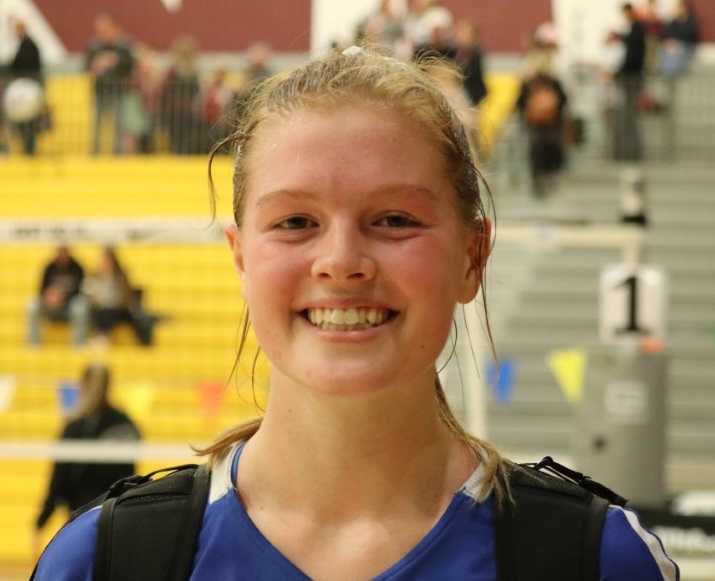 Senior setter Allie Merz helped lead Valley Catholic to the 4A championship match. (Photo by Carlie Weigel)