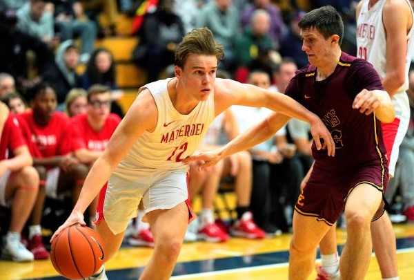 Mater Dei's Ryan Evans made three three-pointers and scored 12 points against Central Catholic. (Photo by Jon Olson)