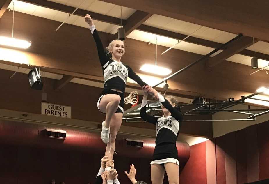 The Sisters Outlaws hit their pyramid at the Tualatin 'Last Chance' Competition.