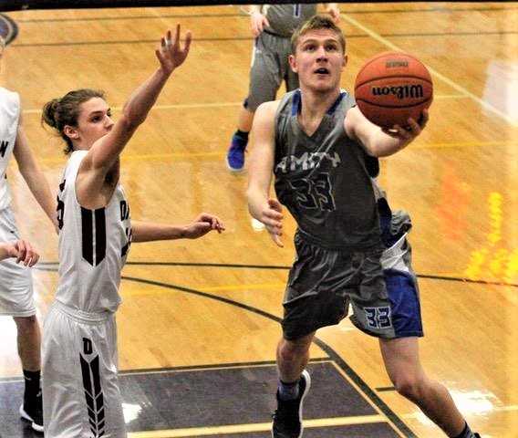 Amity, led by Josh Wart (33), is among the teams hoping to contend in the season-ending 3A tournament. (Photo by Norm Maves Jr.)