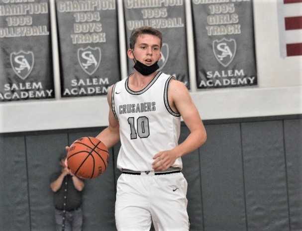 Salem Academy senior guard Benett Bos poured in 34 points in the final against Columbia Christian. (Photo by Jeremy McDonald)