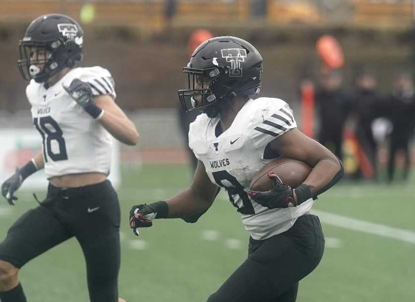 Tualatin senior Malik Ross has rushed for 1,534 yards and 23 touchdowns. (Photo by Jon Olson)