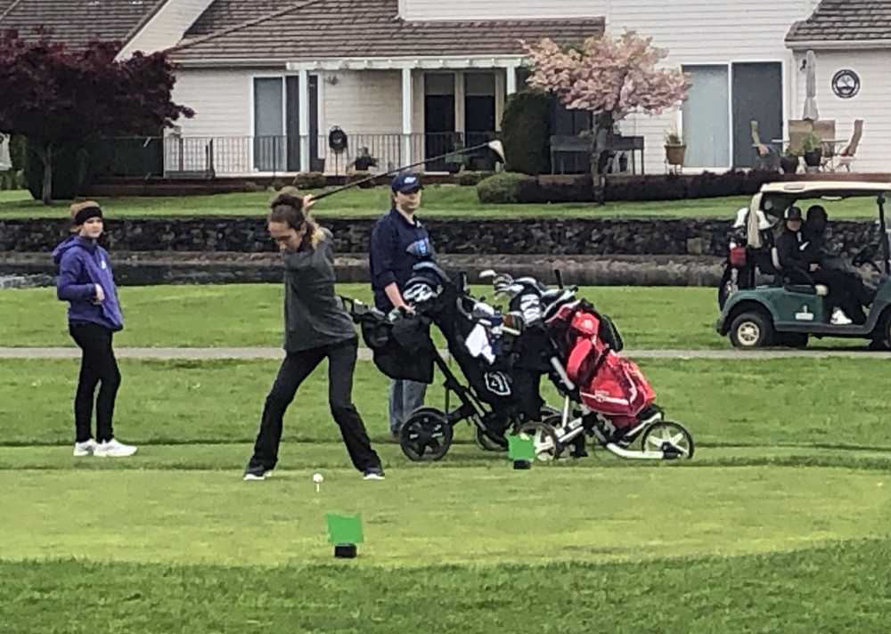 Freshman Francie Tomp fired an even-par 72 to take a six-shot lead in the 5A tournament