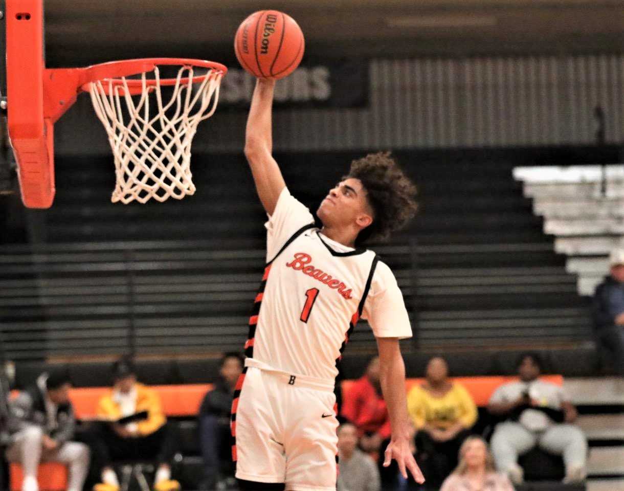 Beaverton's Jalen Childs scored a season-high 21 points in Friday's home win over Central Catholic. (Photo by Norm Maves Jr.)
