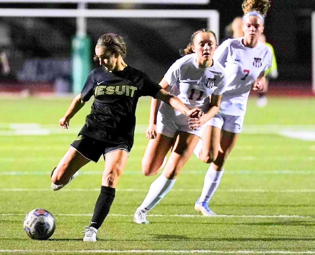 Jesuit senior Abby Cox scored twice in Tuesday's 5-0 win over Camas as the Crusaders improved to 3-0. (Photo by Jon Olson)