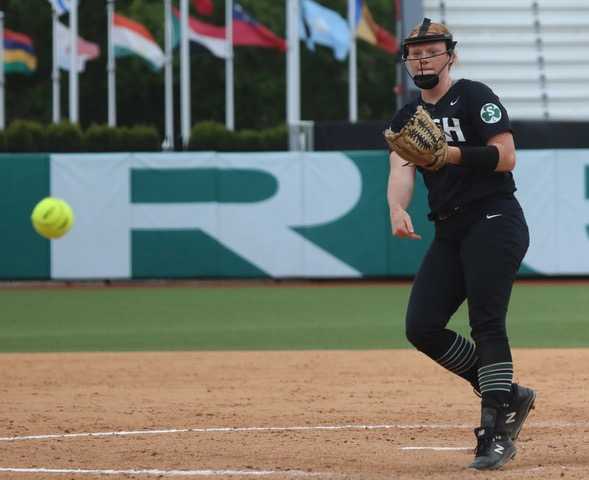 Sheldon senior pitcher Payton Burnham tossed a no-hitter in a 5-0 win over Glencoe in the 6A final. (Photo by Norm Maves Jr.)