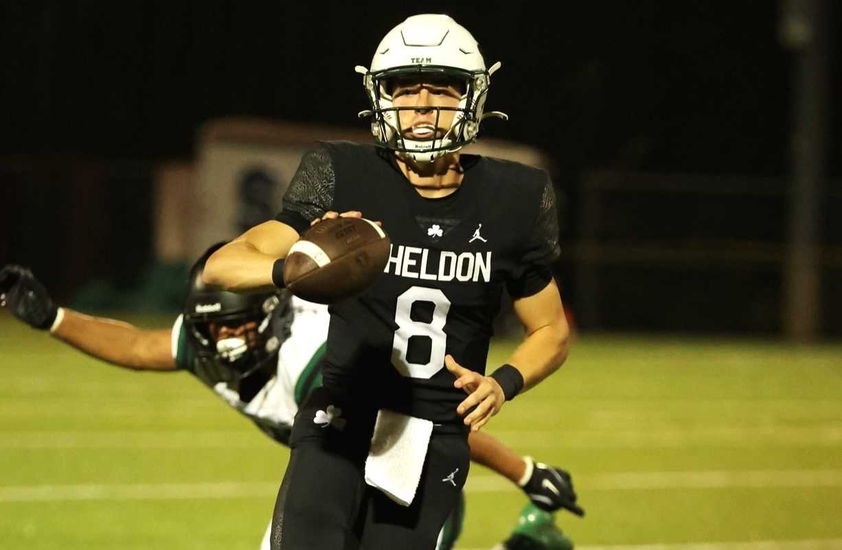 Sheldon senior quarterback Kelsen Sperry has scored 18 touchdowns with one interception this year. (Photo by Noreen Anderson)