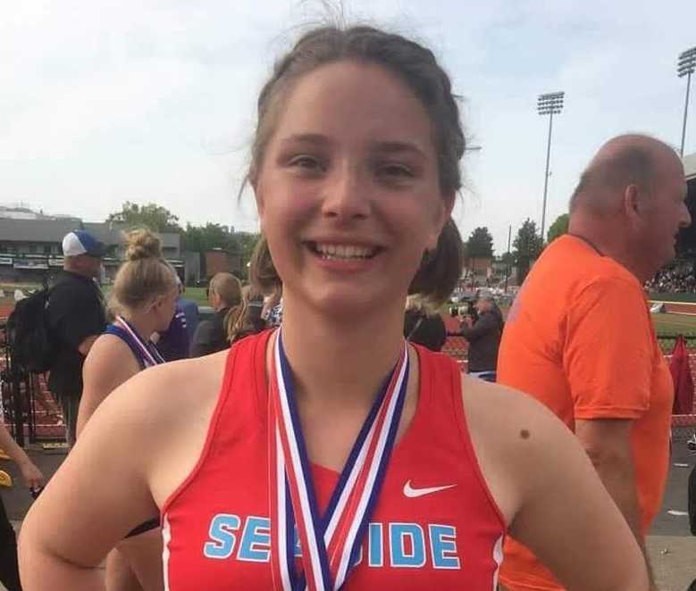 Gretchen Hoekstre was the 4A champion in the shot put and runner-up in the discus in 2018. (Courtesy Jeff Kilday)