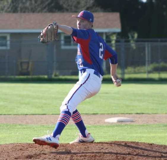 La Salle Prep senior Matt Evans struck out seven in 4 1/3 innings Wednesday. (Photo by Victoria Warren-Mears)